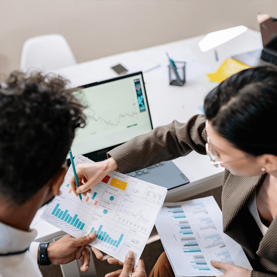 Spot BrevnPro Illustration der Leistungsanalyse